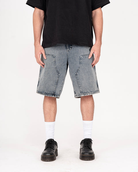 DENIM DOUBLE KNEE UTILITY SHORTS IN TINTED WASH