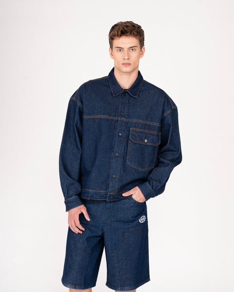 DENIM TRUCKER JACKET IN INDIGO