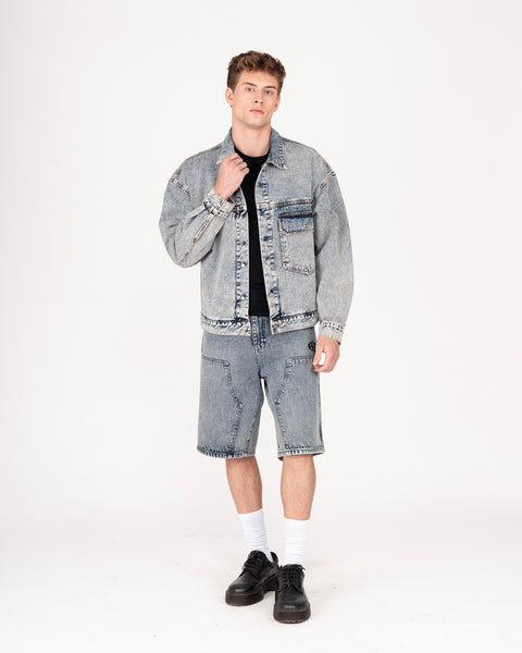 DENIM TRUCKER JACKET IN TINTED WASH