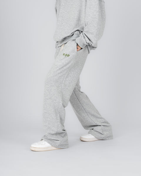 FLARED LOUNGE PANTS IN HEATHER GRAY