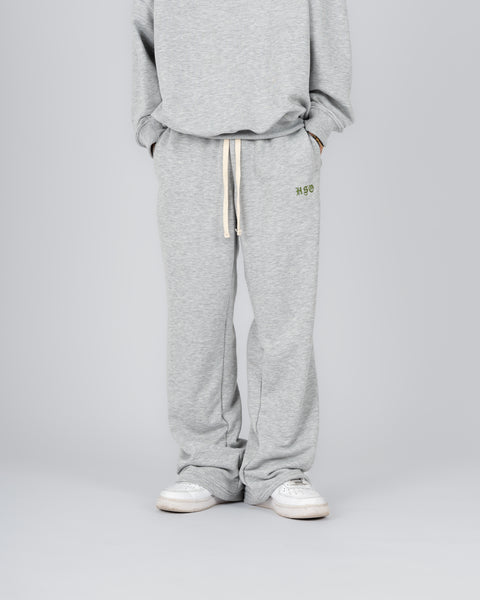 FLARED LOUNGE PANTS IN HEATHER GRAY