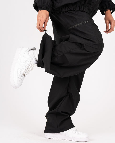 PARACHUTE PANTS BLACK