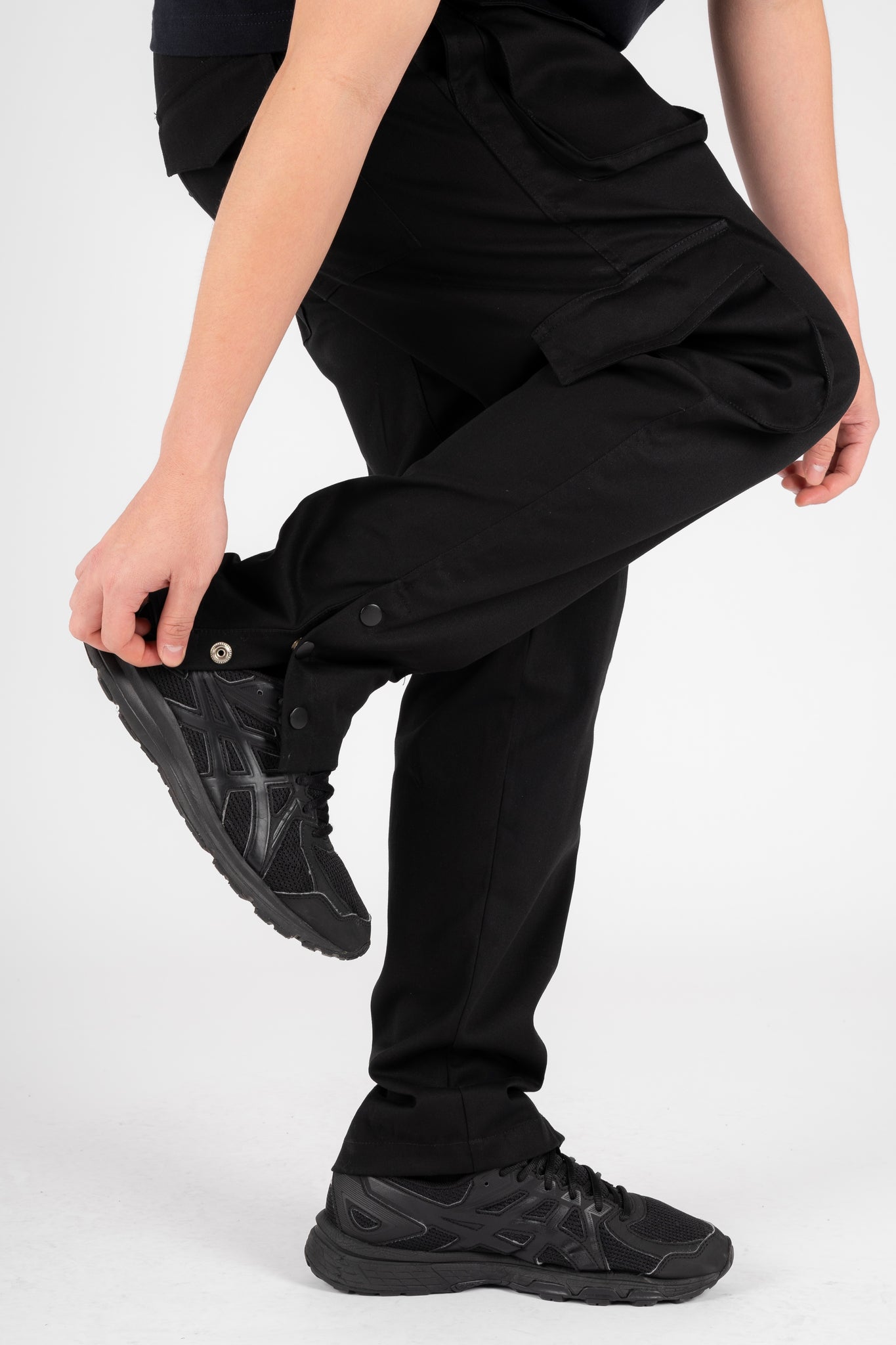 FRONT POCKET CARGO PANTS - BLACK – HSO