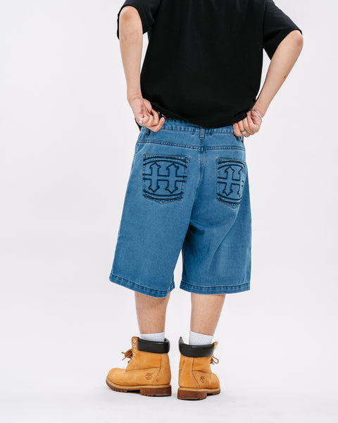 EMBLEM STITCH LIGHT DENIM SHORTS