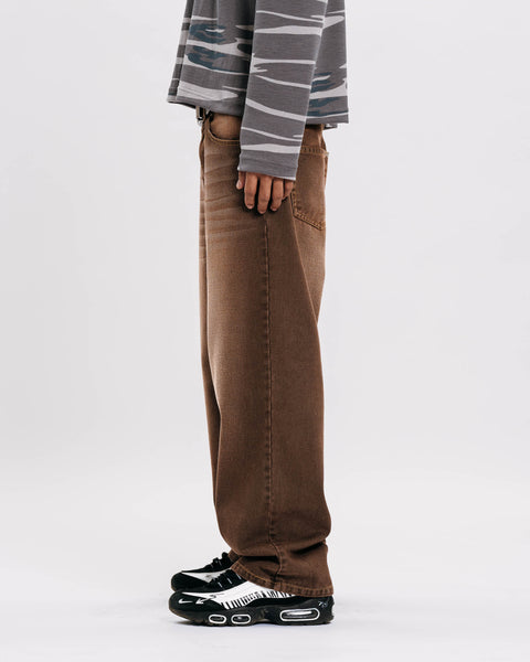 BAGGY JEANS IN FADED BROWN