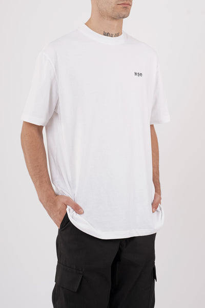 LOGO TEE IN WHITE