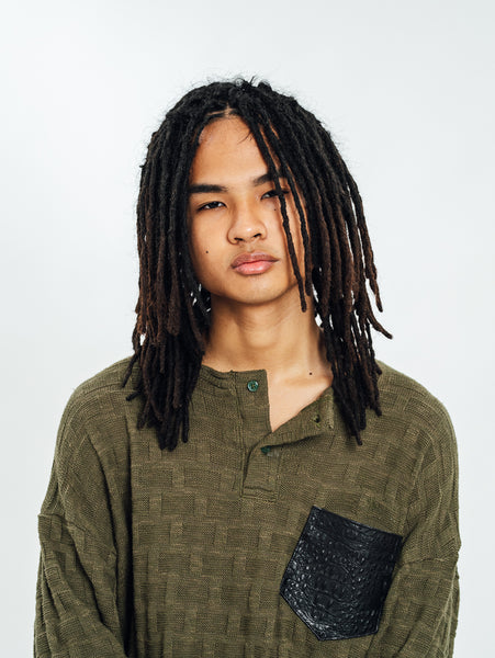 KNITTED HENLEY L/S OLIVE