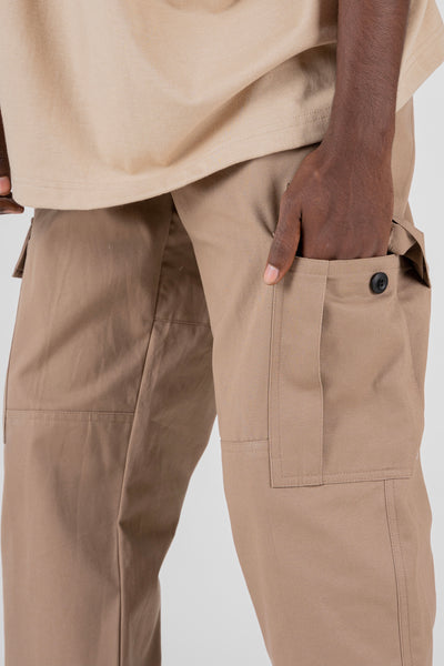 CLASSIC CARGO PANTS IN TAUPE