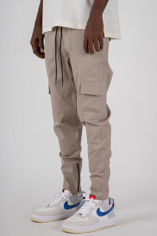 CARGO PANTS WITH ZIP IN STONE