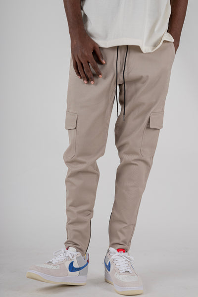 CARGO PANTS WITH ZIP IN STONE