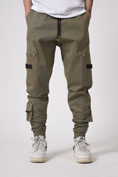 10 POCKETS CARGO PANTS IN OLIVE