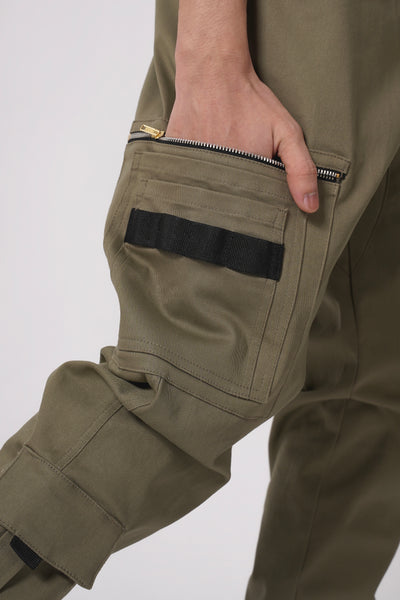 10 POCKETS CARGO PANTS IN OLIVE